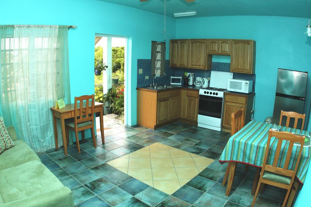 Lamblion Holiday Apartment Freemans Oda fotoğraf