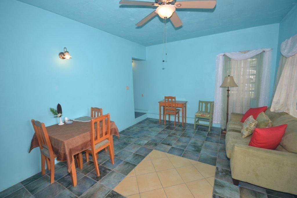 Lamblion Holiday Apartment Freemans Oda fotoğraf
